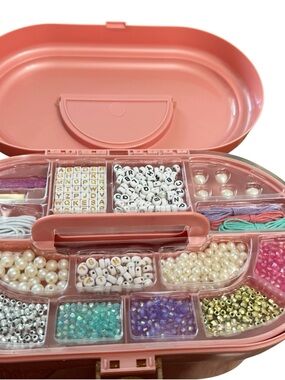 STMT TRUE2U DIY Friendship Bracelet Jewelry Making Kit Carry Case